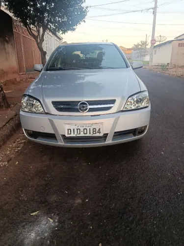 Chevrolet Astra 2.0 8V/ CD 2.0 8V Hatchback 5P MEC 2003