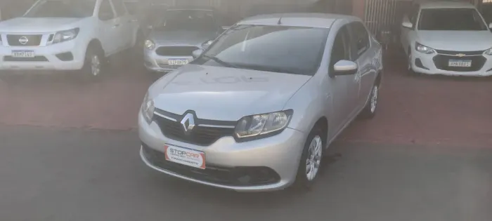 Renault Logan Expression Hi-flex 1.6 8V 4P 2016