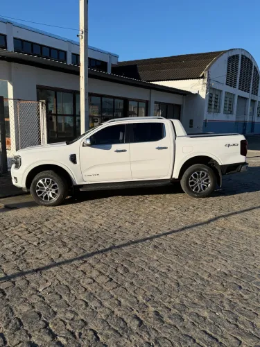 Ford Ranger Limited 3.0 V6 4X4 CD TB Die. AUT 2024
