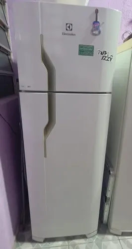 Geladeira Electrolux Cycle Defrost 260L Super Freezer Duplex Branca (DC35A) - 110 Volts