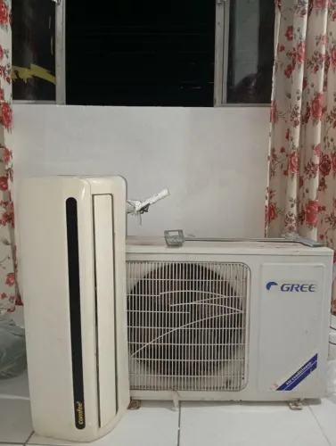 Vendo central de ar GREE de 12 ptu funcionando perfeitamente.