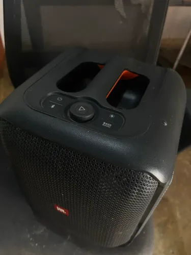 JBL PARTY ENCORE ESSENCIAL 