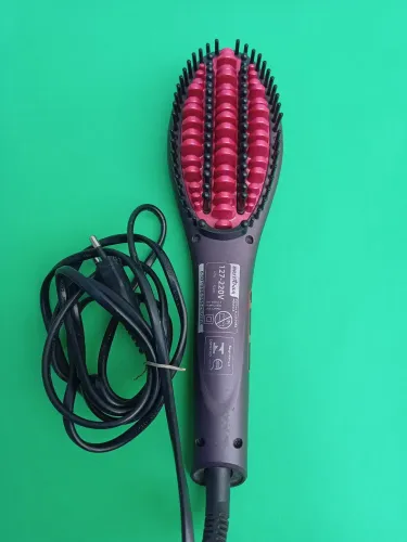 Escova Alisadora Britânia. Modelle Shine .ideal para alisar e modelar seu cabelo