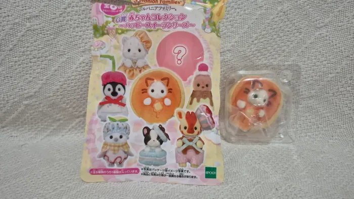 Sylvanian families blind happy sweet series