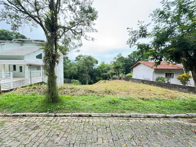 LOTE EM CONDOMÍNIO BOSQUE DOS CAMBUCÁS 873M2-