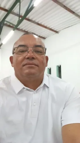Mecânico de máquina de costura industrial e doméstica; e eletricista residencial!!