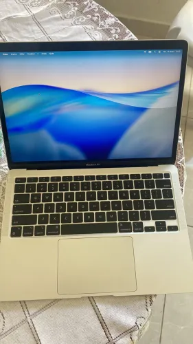 MacBook M1 2020