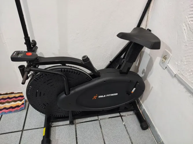 Simulador Elíptico Mile Fitness