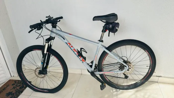 Bicicleta MTB Audax 100 Shimano Alívio 2x9