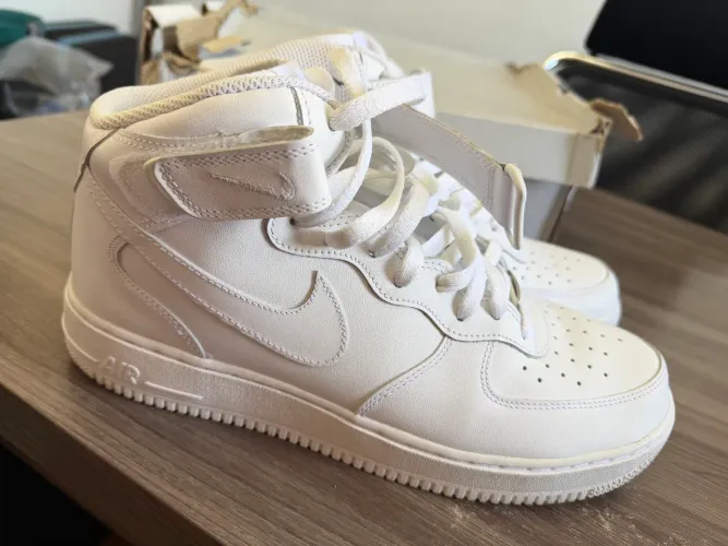 Tênis Nike air force 1 mid 07 branco 