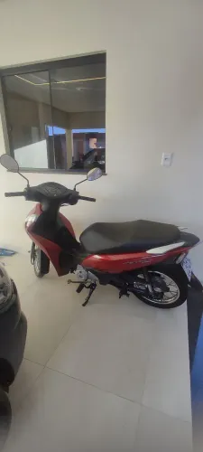 Biz 110i Vermelha