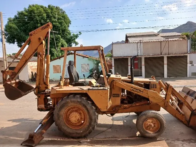 Retroescavadeira 580h