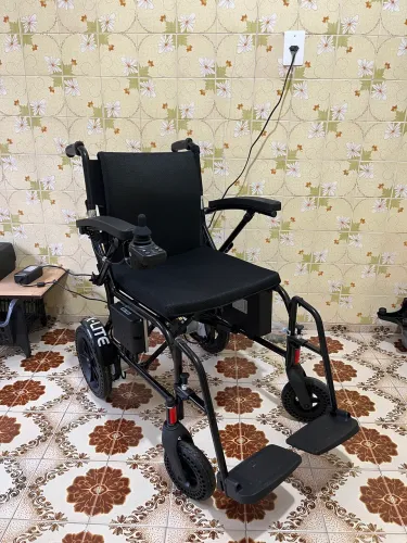 Cadeira de rodas motorizada