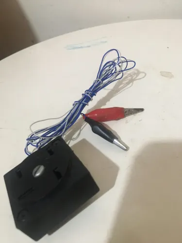 Tomada + Grampo Jacaré para escuta telefônica 