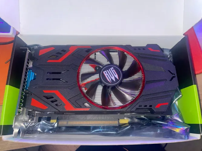 PLACA DE VÍDEO GTX 550ti 2GB DIRECT X11