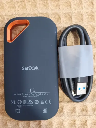 SSD Externo 1TB SanDisk Semi-novo