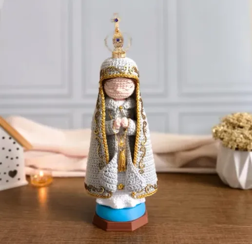 Nossa Senhora de Fátima em amigurumi/pronta entrega