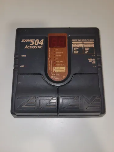 Pedaleira Zoom 504 Acoustic - Simulador, Reverb e Anti-Feedback