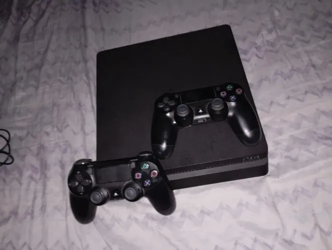 Play 4 slim
