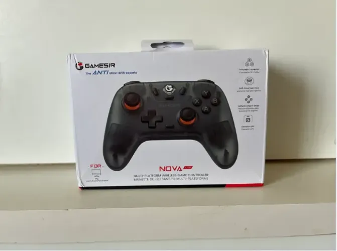 (LACRADO) Controle Gamesir Nova Lite