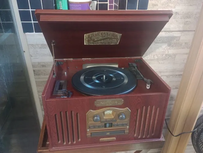 Vitrola teac Nostalgia vintage Gf-290 
