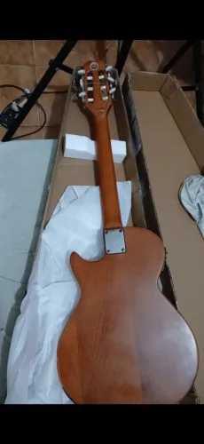 Violão tagima moderna $:900
