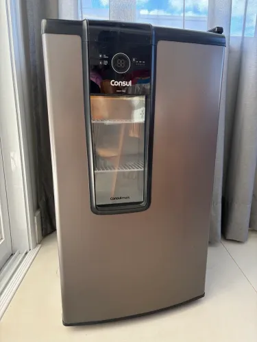 Cervejeira Consul Titanium 220v