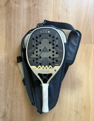 Raquete Beach Tennis Medusa 2026