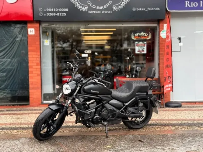 Kawasaki Vulcan S 650 2023 com 25.000 km apenas, toda Preta Fosca, Linda