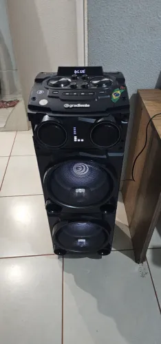 Caixa de som 1200rms