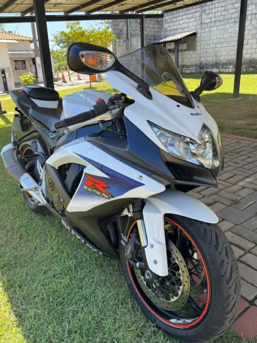 SUSUKI SRAD GSX-R 750 2013 (Revisada)