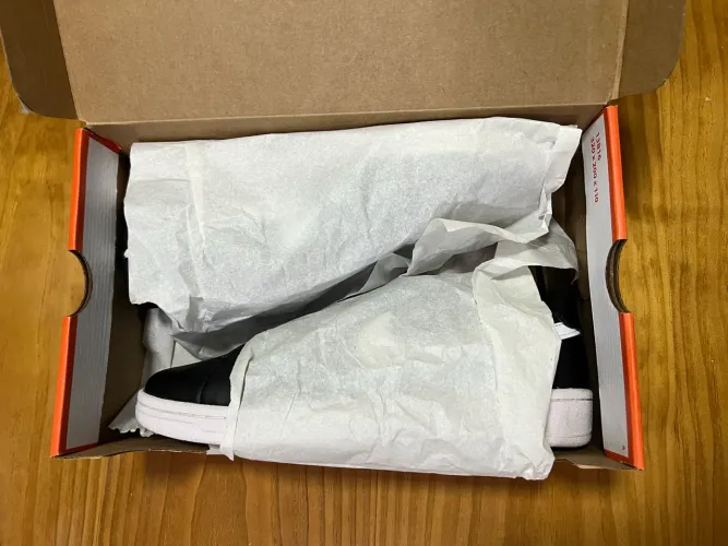 Tênis Nike Court Royale original