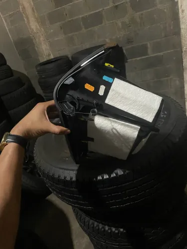 Porta-luvas superior da Hilux 2019/24