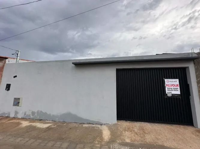 Casa 3 quartos para aluguel Independência 98m² Montes Claros MG