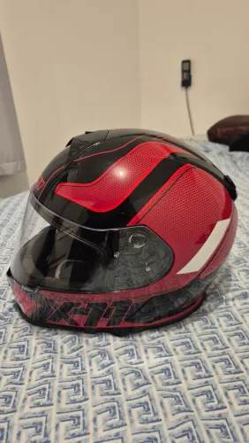 Capacete X11 tamanho 62