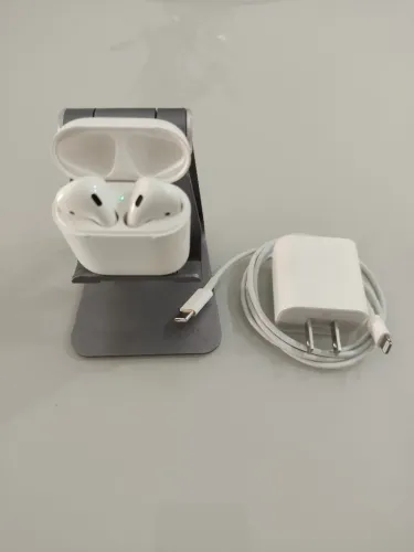 AirPods Apple - Modelo A1602 - Super Conservado!