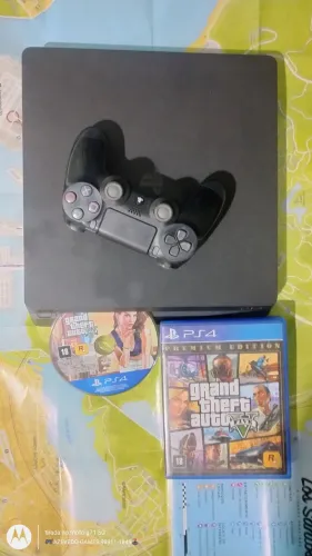 Vendo PlayStation 4