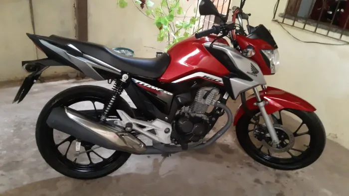 VENDO HONDA TITAN 160 2024 