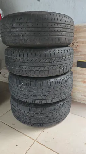 Rodas aro 17 com pneus