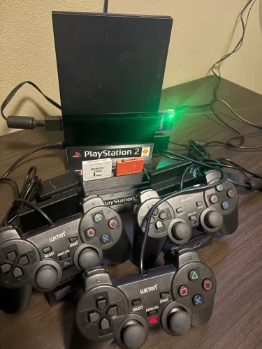PlayStation 2 C/ 3 CONTROLES
