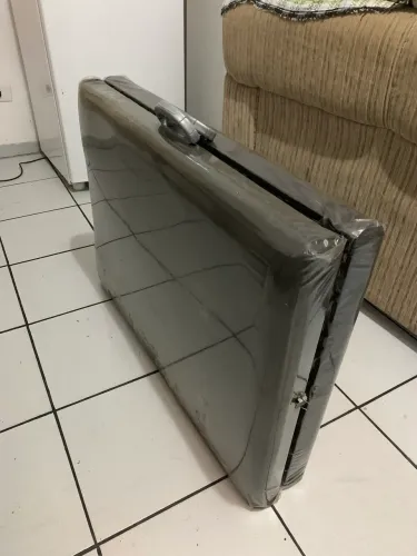 Maca maleta preta