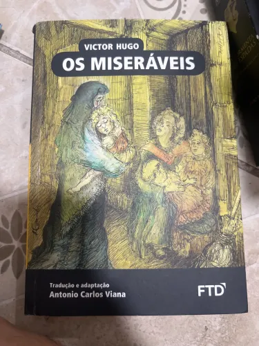 Livro os miseráveis
