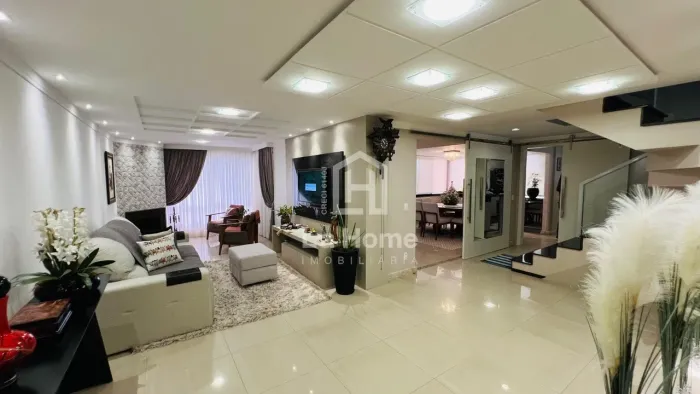Cobertura Duplex finamente mobiliada disponivel para Venda ou Locação em Blumenau, bairro