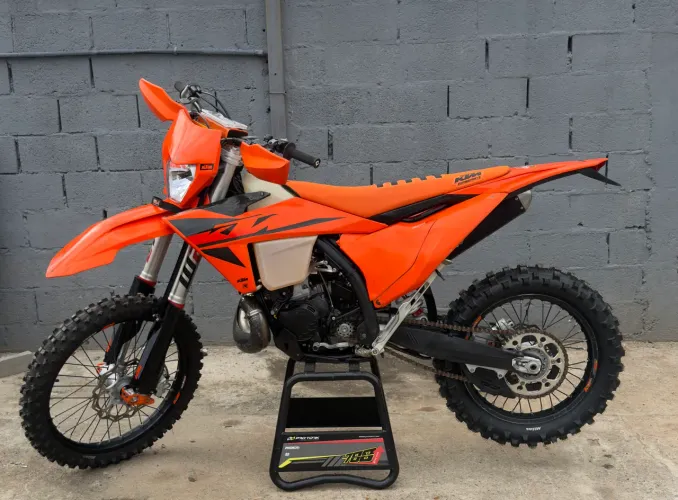 KTM 300