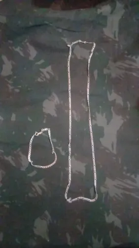 Colar e pulsera de prata