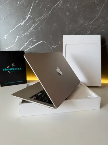 Macbook Air 13" M2 com 8gb Ram e 512gb Ssd, Extremamente novo! TROCAS