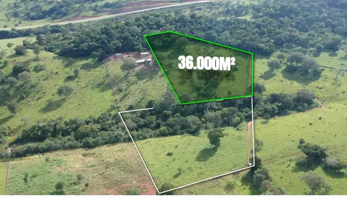 CHÁCARA DE 36.000M² A 2KM DE NERÓPOLIS