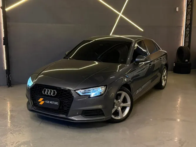 Audi A3 Sedan 1.4 TFSI Flex Tiptronic 4P 2018
