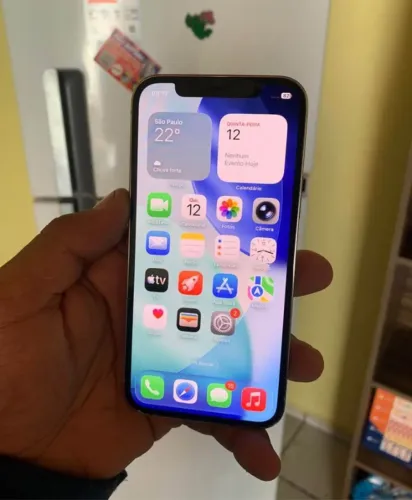 Iphone 12 pro max dourado 