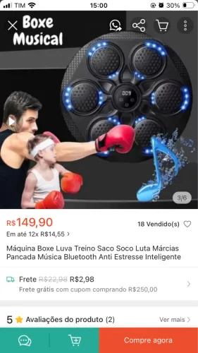 Máquina de boxe inteligente com música.